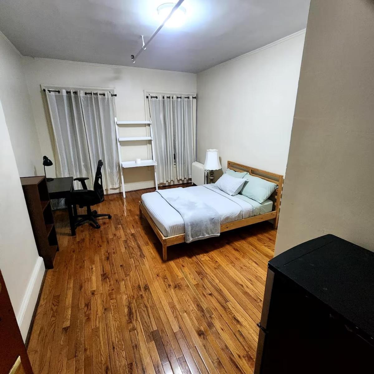 New York City Guest House 2 Экстерьер фото